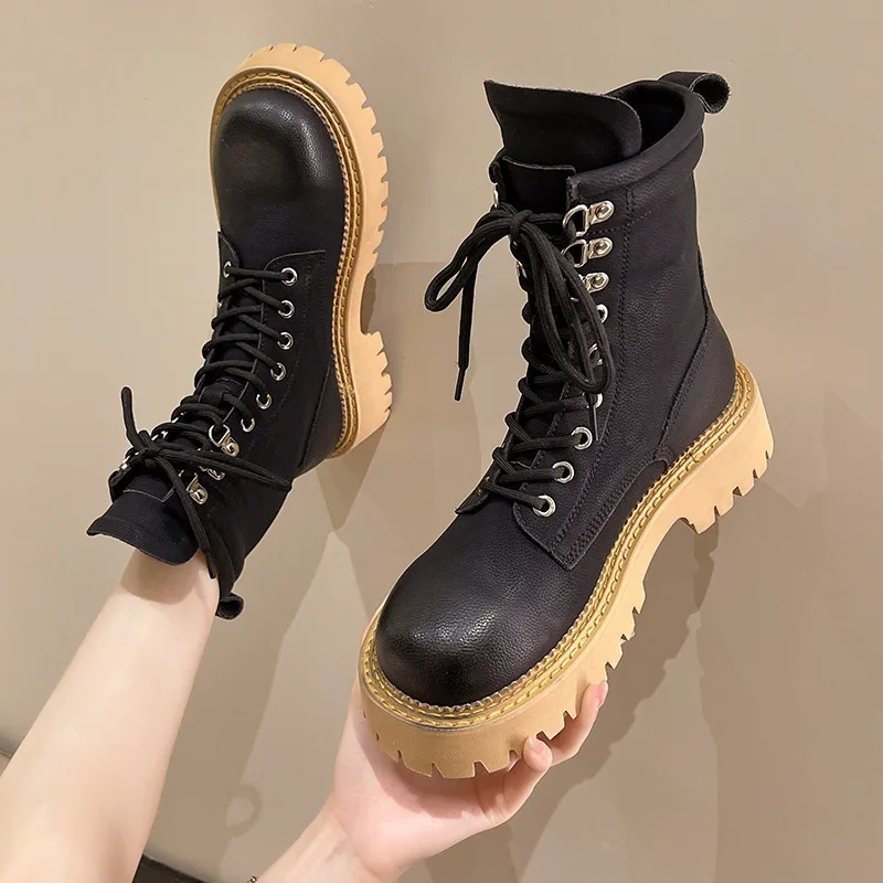 Women's spring and autumn new fashion simple thick-soled ankle boots tooling boots sports knight boots 
Women's spring and autumn new fashion simple thick-soled ankle boots tooling boots sports knight boots