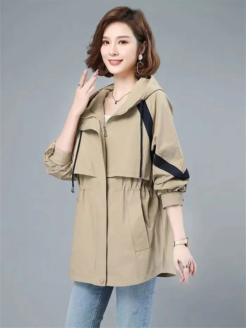 Windbreaker Women's Mid Length 2023 Spring and Autumn New Western Versatile Korean Version Casual Hooded Small Workwear Coat 
Windbreaker Women's Mid Length 2023 Spring and Autumn New Western Versatile Korean Version Casual Hooded Small Workwear Coat