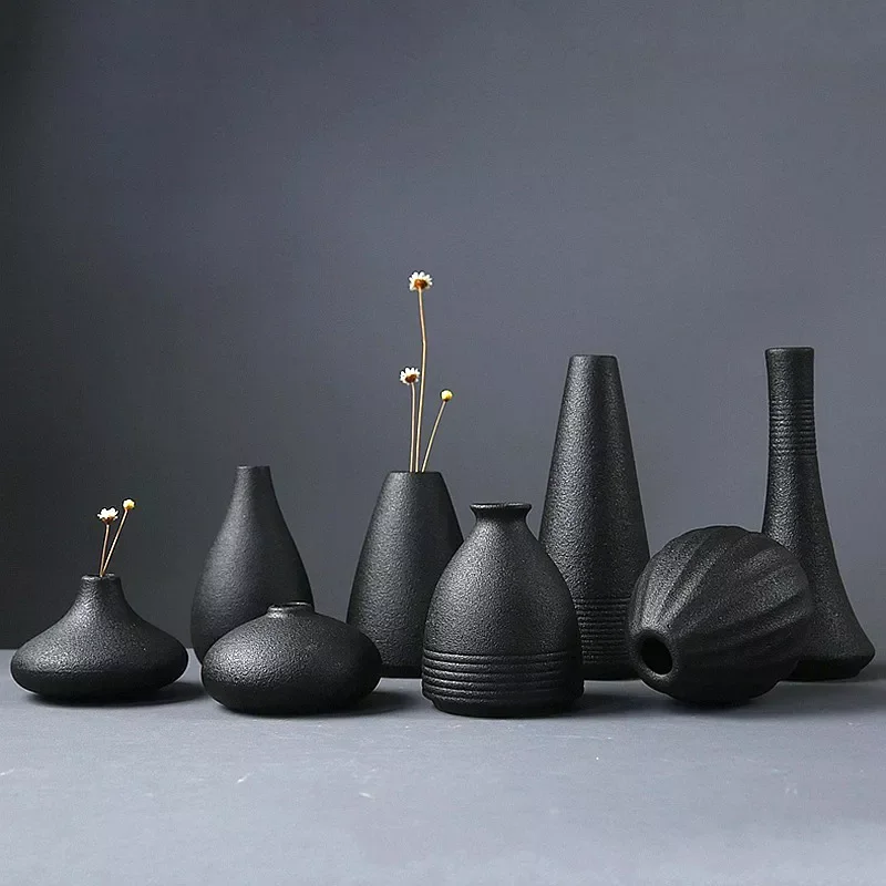Black Ceramic Small Vase Home Decoration Crafts Tabletop Ornament Simplicity Japanese-style Decoration
Black Ceramic Small Vase Home Decoration Crafts Tabletop Ornament Simplicity Japanese-style Decoration