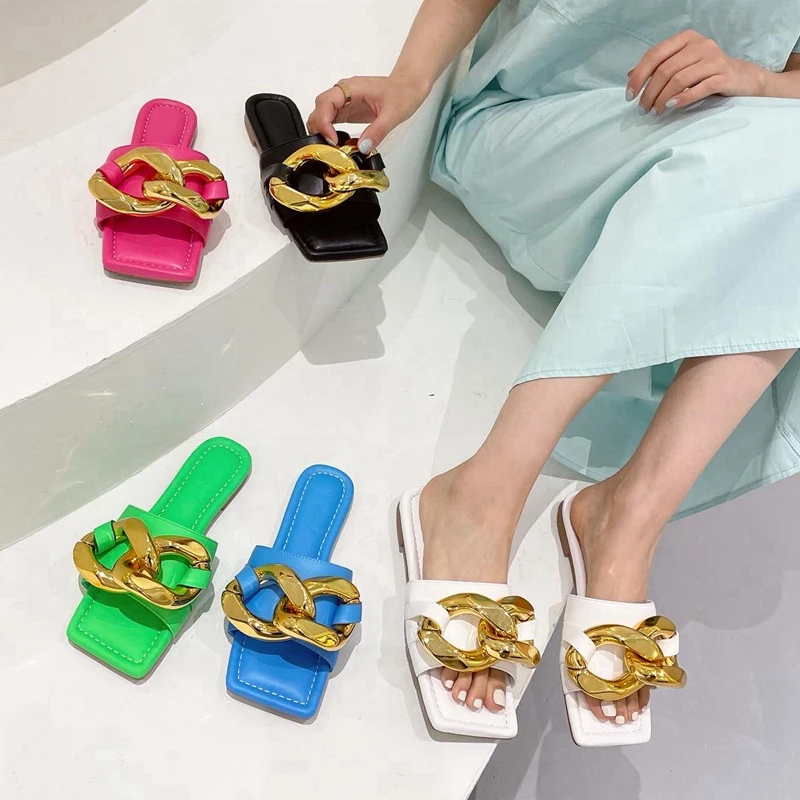 Women Comfy Slippers Fashion Metal Chain Decorated Flat Heel Slides Open Toe Outdoor Beach Sandal Slip on Flip Flops 
Women Comfy Slippers Fashion Metal Chain Decorated Flat Heel Slides Open Toe Outdoor Beach Sandal Slip on Flip Flops
