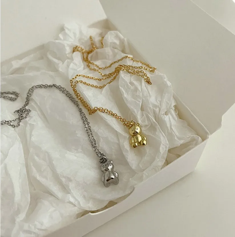 CARDIACL Korean Version of The Little Red Book 925 Sterling Silver Necklace Bear Necklace Ins Personality Necklace
CARDIACL Korean Version of The Little Red Book 925 Sterling Silver Necklace Bear Necklace Ins Personality Necklace