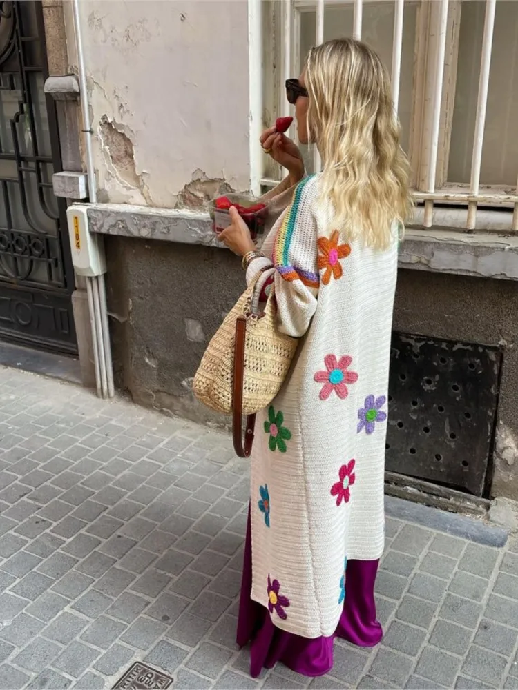Women Fashion Floral Print Knit Long Cardigan Casual Loose Long Sleeve Overcoat 2023 Autumn Winter Female High Street Outwears
Women Fashion Floral Print Knit Long Cardigan Casual Loose Long Sleeve Overcoat 2023 Autumn Winter Female High Street Outwears