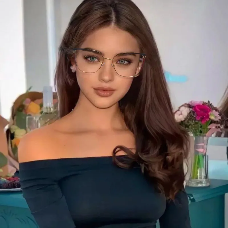 New Metal Material Square Frame for Ladies Hyperopia Comfortable Eyeglasses Computer Reading Glasses Anti Blue Light For Myopia
New Metal Material Square Frame for Ladies Hyperopia Comfortable Eyeglasses Computer Reading Glasses Anti Blue Light For Myopia