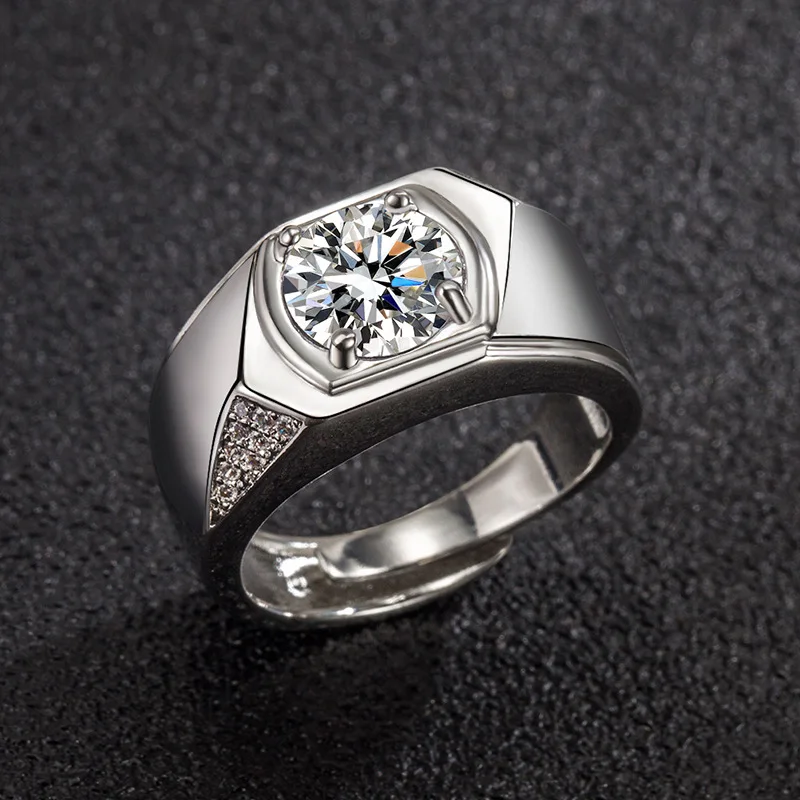 European and American Business Style Men's Diamond Opening Adjustable Ring Domineering Side Zircon Fashion Unique Design Jewelry
European and American Business Style Men's Diamond Opening Adjustable Ring Domineering Side Zircon Fashion Unique Design Jewelry