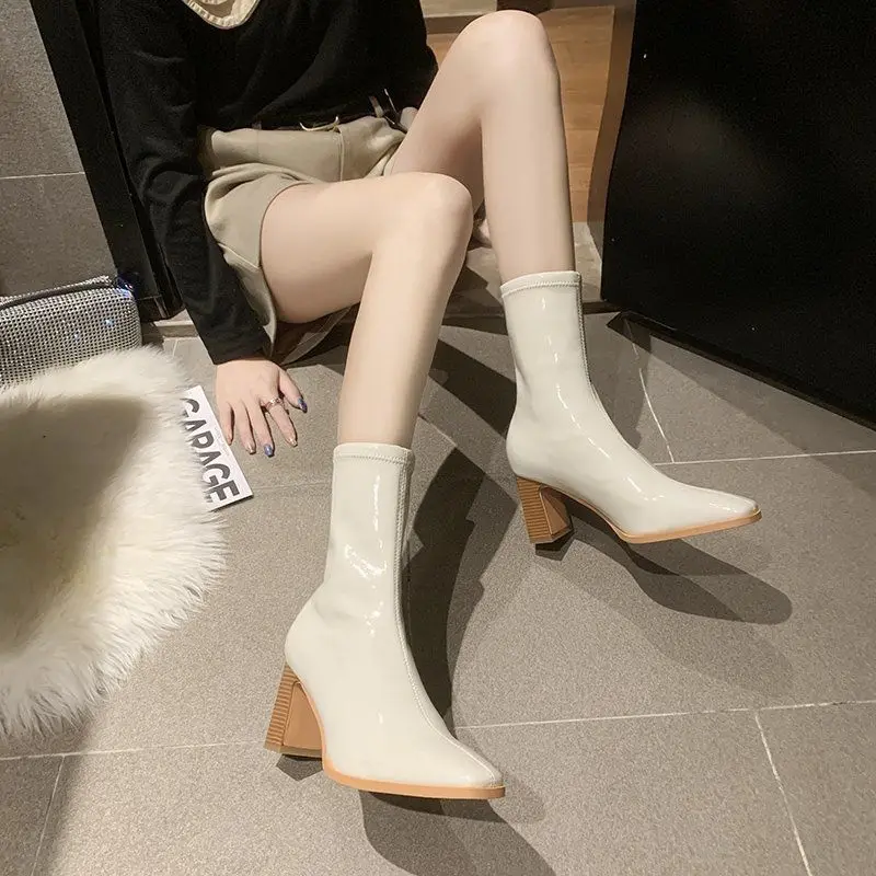 New Women's Boots Dr. Martens Boots Women's New Fashion Square Head Chunky Heel High Heel Mid-Calf Patent Leather Short Boots Fa
New Women's Boots Dr. Martens Boots Women's New Fashion Square Head Chunky Heel High Heel Mid-Calf Patent Leather Short Boots Fa