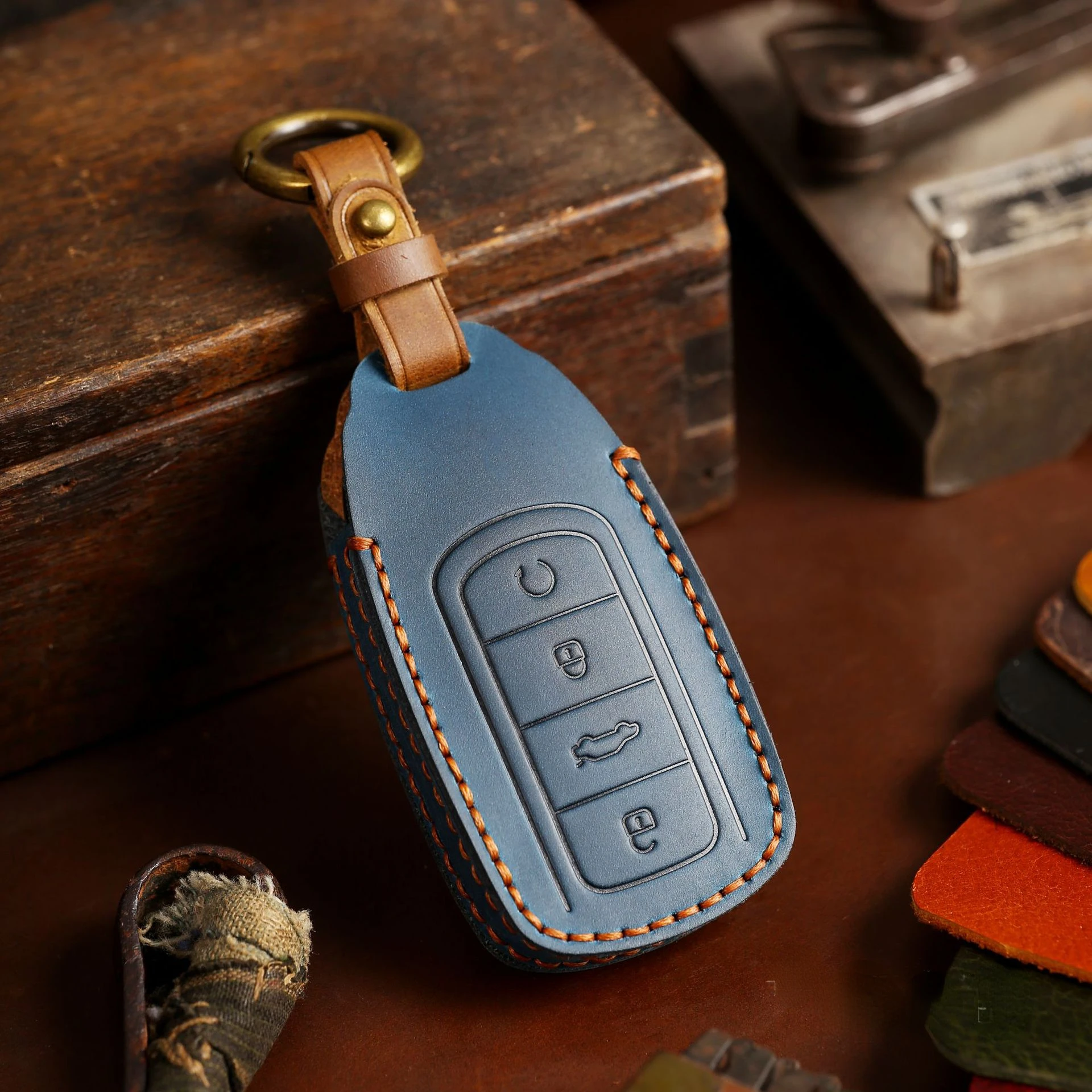Leather Car Key Cover Case Keyring Protective Bag for Chery 4 Button Tiggo 8 PLUS 8 Pro 7 Pro Arrizo 5 PLUS 2021 Fob Protector
Leather Car Key Cover Case Keyring Protective Bag for Chery 4 Button Tiggo 8 PLUS 8 Pro 7 Pro Arrizo 5 PLUS 2021 Fob Protector