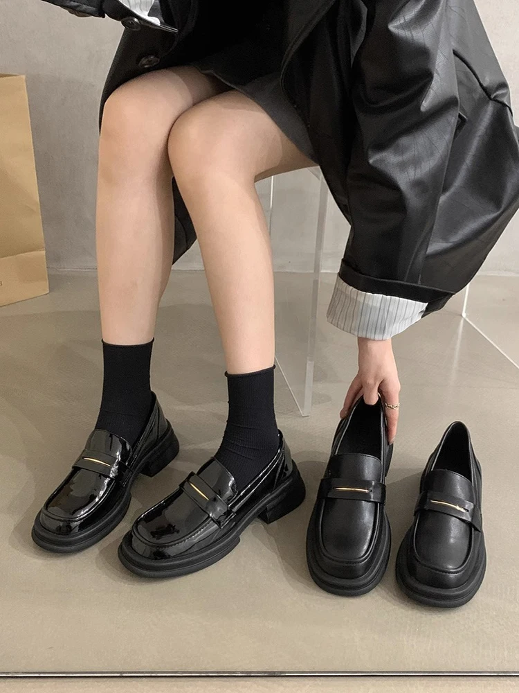 Women Shoes Autumn Round Toe Black Flats Casual Female Sneakers Slip-on Ladies' Footwear Oxfords Loafers With Fur Fall New On He
Women Shoes Autumn Round Toe Black Flats Casual Female Sneakers Slip-on Ladies' Footwear Oxfords Loafers With Fur Fall New On He