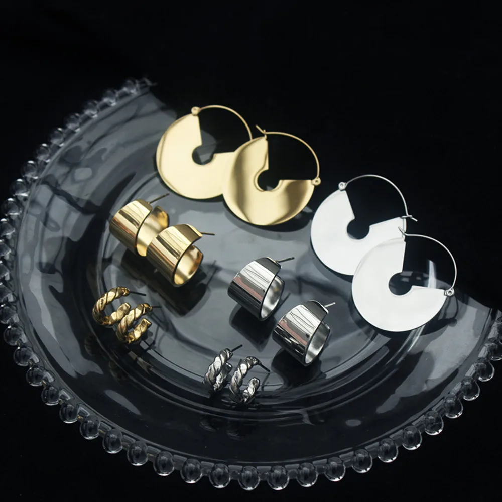 Fashion Personality Unique Geometric Stainless Steel Simple Gold Silver Stainless Steel Earrings Party Jewelry Exquisite Gifts
Fashion Personality Unique Geometric Stainless Steel Simple Gold Silver Stainless Steel Earrings Party Jewelry Exquisite Gifts