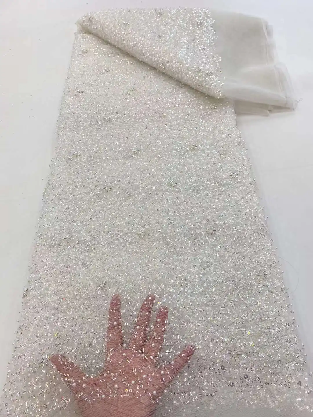 African Tulle Groom Sequins Lace Fabric 5 Yards 2022 High Quality With Beads Nigerian Lace Fabric French Lace Fabric For Wedding
African Tulle Groom Sequins Lace Fabric 5 Yards 2022 High Quality With Beads Nigerian Lace Fabric French Lace Fabric For Wedding