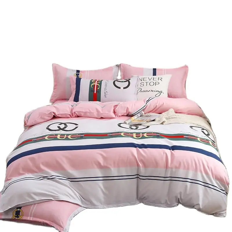 Комплект постельного белья из 3/4 предметов, пододеяльник с принтом лошади, постельное белье для дома
Комплект постельного белья из 3/4 предметов, пододеяльник с принтом лошади, постельное белье для дома