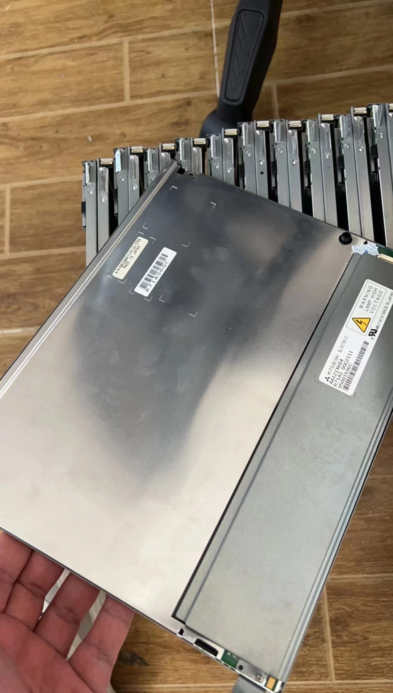 Оригинальный 5,5-дюймовый телефон Φ NL6448AC33 18A 10,4*640 ЖК-экран подходит для ремонта и замены ЖК-экрана
Оригинальный 5,5-дюймовый телефон Φ NL6448AC33 18A 10,4*640 ЖК-экран подходит для ремонта и замены ЖК-экрана