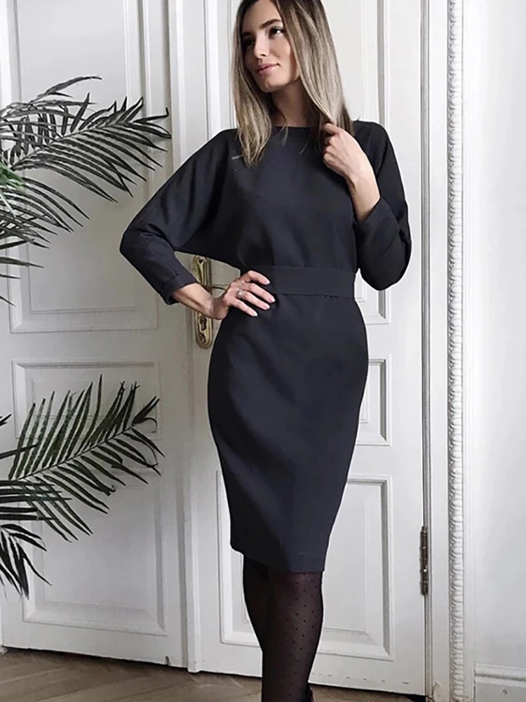 Autumn Long Sleeve Belt Women Dress V Neck Fashion Casual Button Vintage Sashes Ladies Midi Dress Femme 2022 New Robe Vestidos
Autumn Long Sleeve Belt Women Dress V Neck Fashion Casual Button Vintage Sashes Ladies Midi Dress Femme 2022 New Robe Vestidos