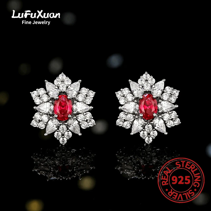 LuFuXuan Sterling Silver S925 Zircon High Carbon Diamond Rose Ruby Color Ear Studs Seenwork Senior Sense Female Luxury
LuFuXuan Sterling Silver S925 Zircon High Carbon Diamond Rose Ruby Color Ear Studs Seenwork Senior Sense Female Luxury