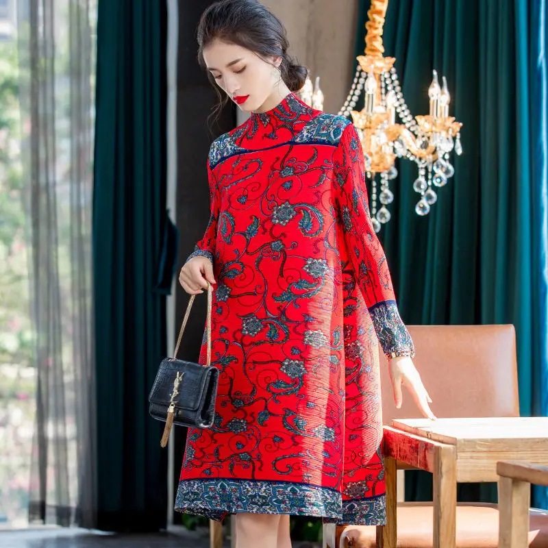 Ethnic style loose mid-length half high neck skirt 2021 spring and autumn new fashion pleated print dress
Ethnic style loose mid-length half high neck skirt 2021 spring and autumn new fashion pleated print dress