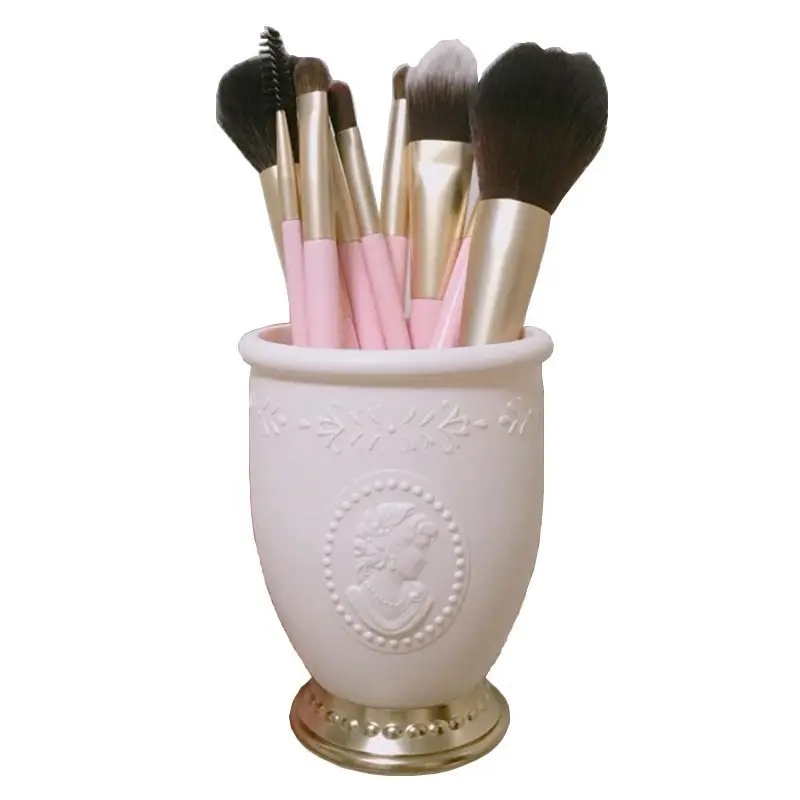 Retro Makeup Brush Holder Bracket Embossed Portrait Cosmetic Tools Organizer Comb Pen Storage Box Container
Retro Makeup Brush Holder Bracket Embossed Portrait Cosmetic Tools Organizer Comb Pen Storage Box Container