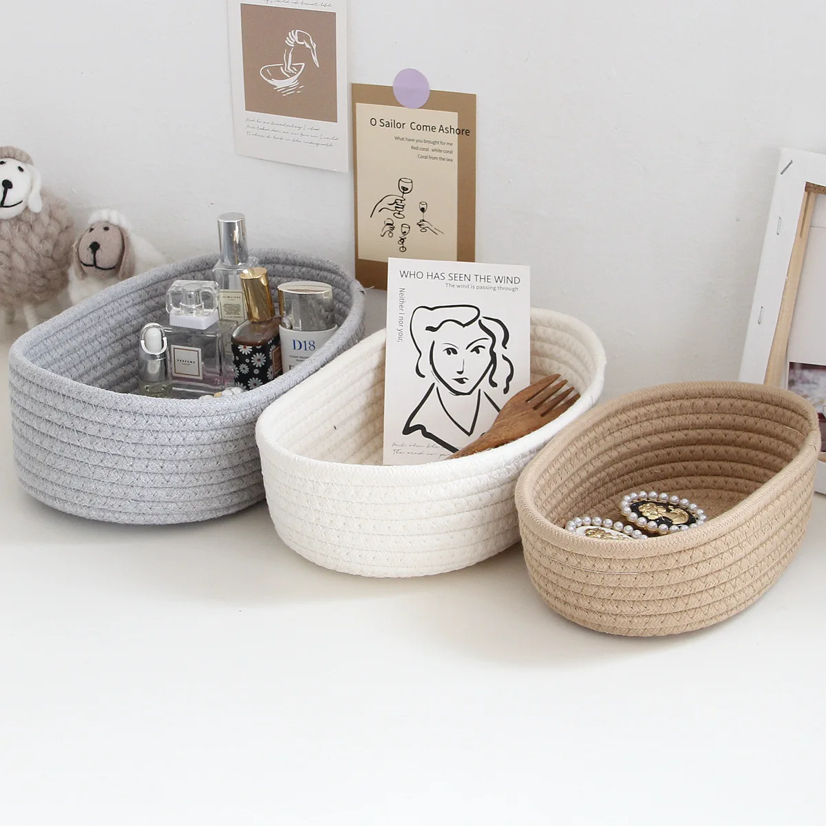 

Hand-woven Cotton Thread Storage Box Table Sundries Organizer Cosmetics Bag Snack Entryway Storage Case Boat-type Basket