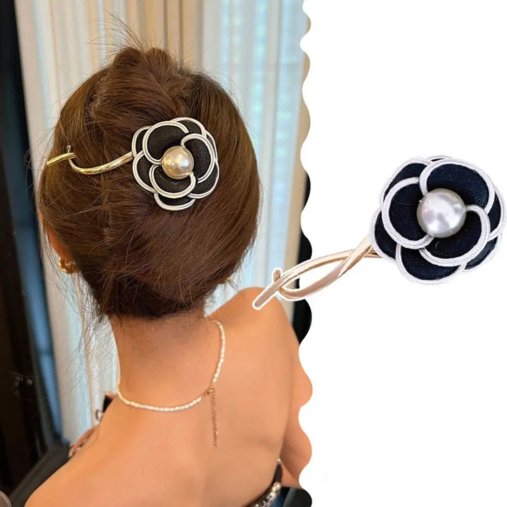 Sweet Camellia Hair Clip Temperament All-match Pearl Hair Claw Fashion Handmade S Shape Twist Barrettes
Sweet Camellia Hair Clip Temperament All-match Pearl Hair Claw Fashion Handmade S Shape Twist Barrettes