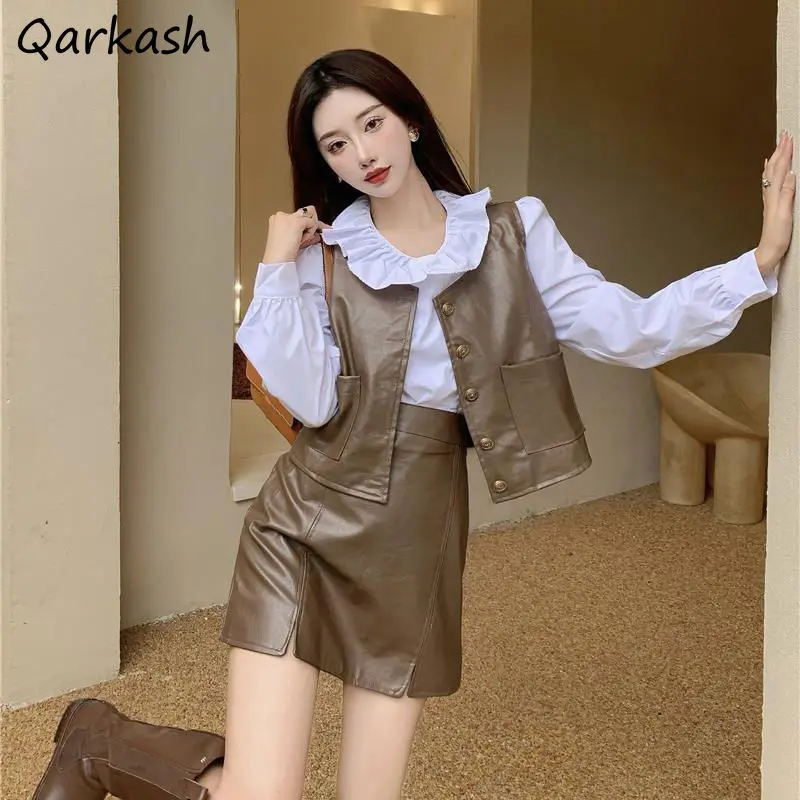 Women Set Mini Skirt Single Breasted Vest Vintage Design PU Fashion Spring Outfit Popular Female Ins Korean Style Mujer Leisure
Women Set Mini Skirt Single Breasted Vest Vintage Design PU Fashion Spring Outfit Popular Female Ins Korean Style Mujer Leisure