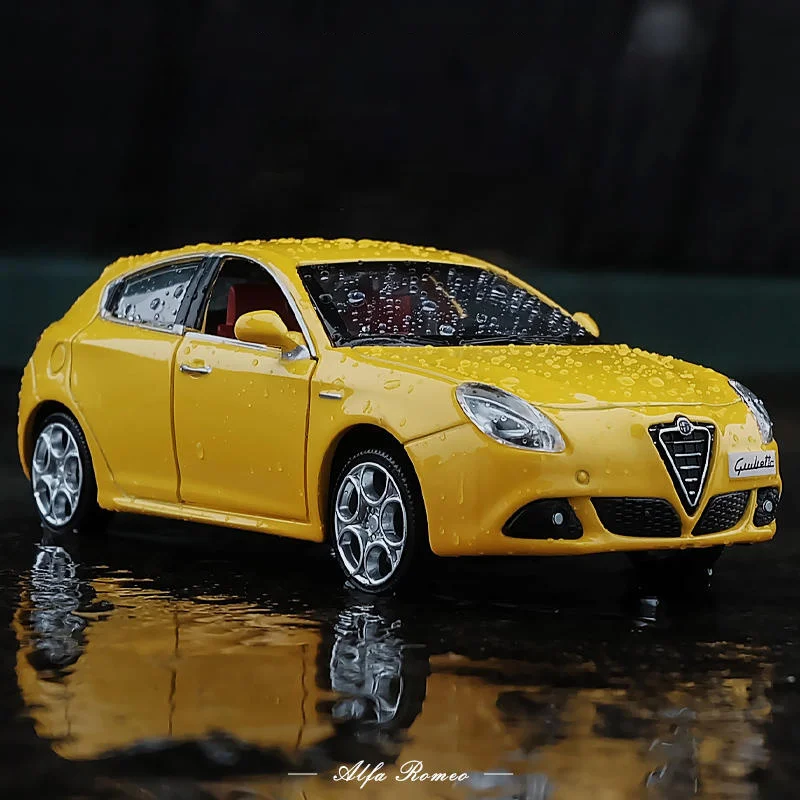 1:32 Alfa Romeo Giulietta Alloy Car Model Diecasts & Toy Vehicles Collect Car Toy Boy Birthday gifts
1:32 Alfa Romeo Giulietta Alloy Car Model Diecasts & Toy Vehicles Collect Car Toy Boy Birthday gifts