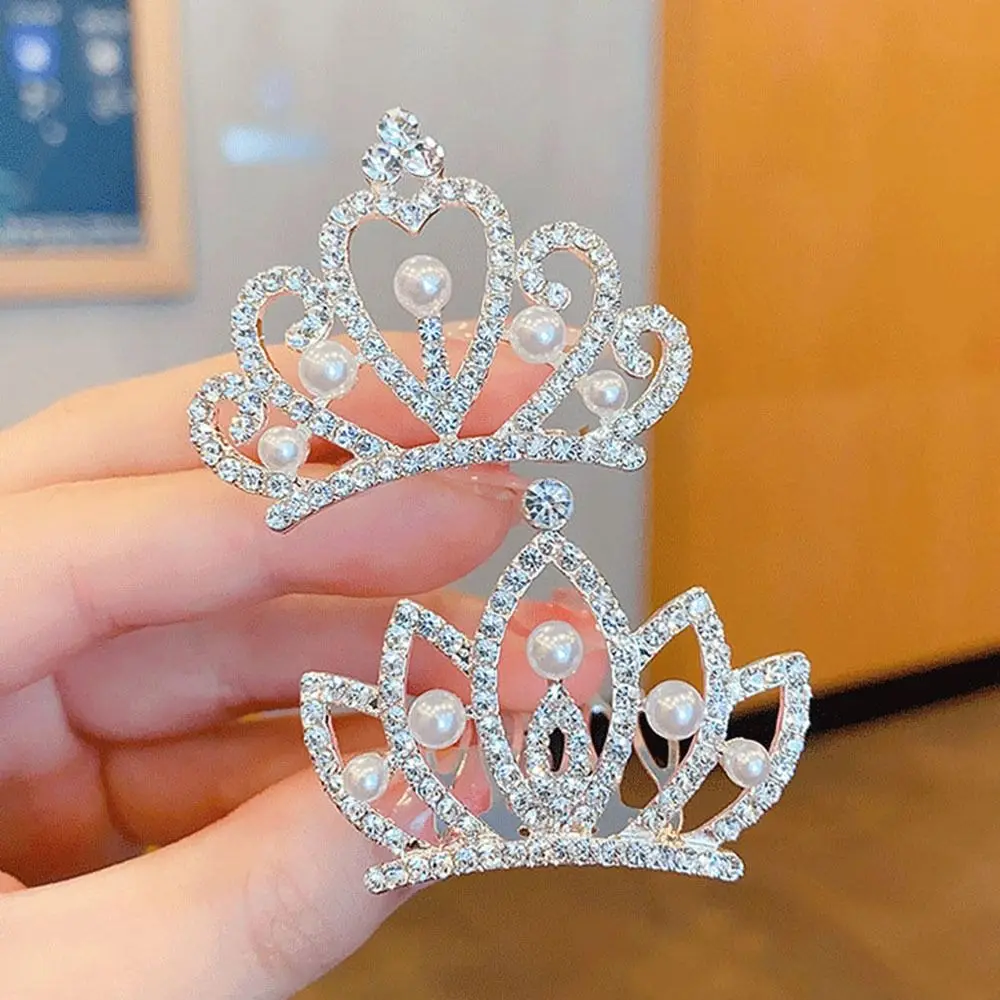 Crown Wedding Pearl Princess Birthday Party Fashion Jewelry Korean Hair Comb Hair Accessories Kids Diamond Tiara
Crown Wedding Pearl Princess Birthday Party Fashion Jewelry Korean Hair Comb Hair Accessories Kids Diamond Tiara