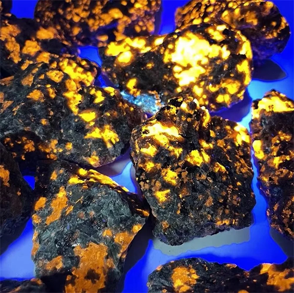 Натуральные американские йомеллитские камни 500г
Натуральные американские йомеллитские камни 500г