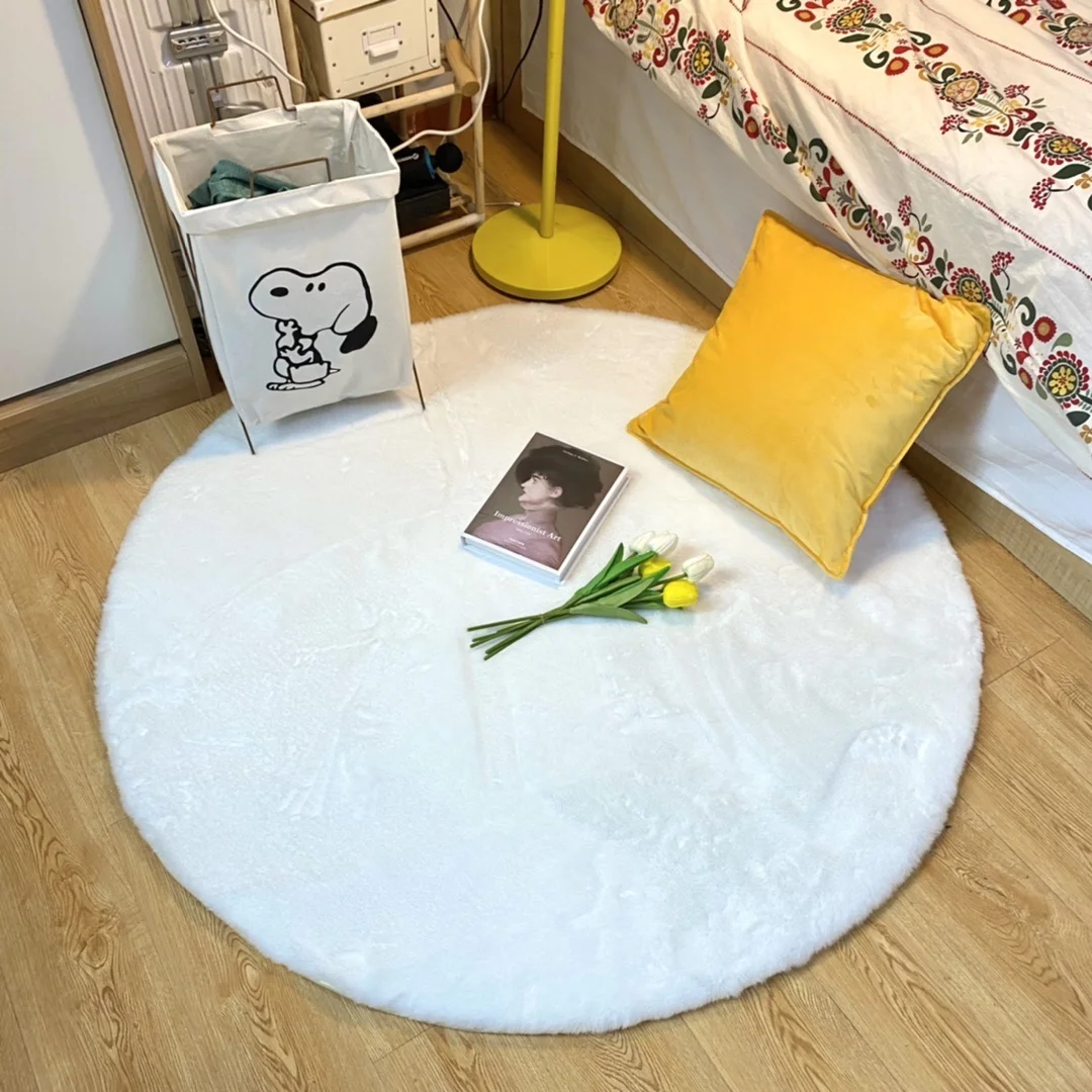 Soft Round Carpet Rabbit Faux Fur Plush Bedroom Rug White Plush Shaggy Foot Mat Children's Play Floor Carpets for Living Room
Soft Round Carpet Rabbit Faux Fur Plush Bedroom Rug White Plush Shaggy Foot Mat Children's Play Floor Carpets for Living Room