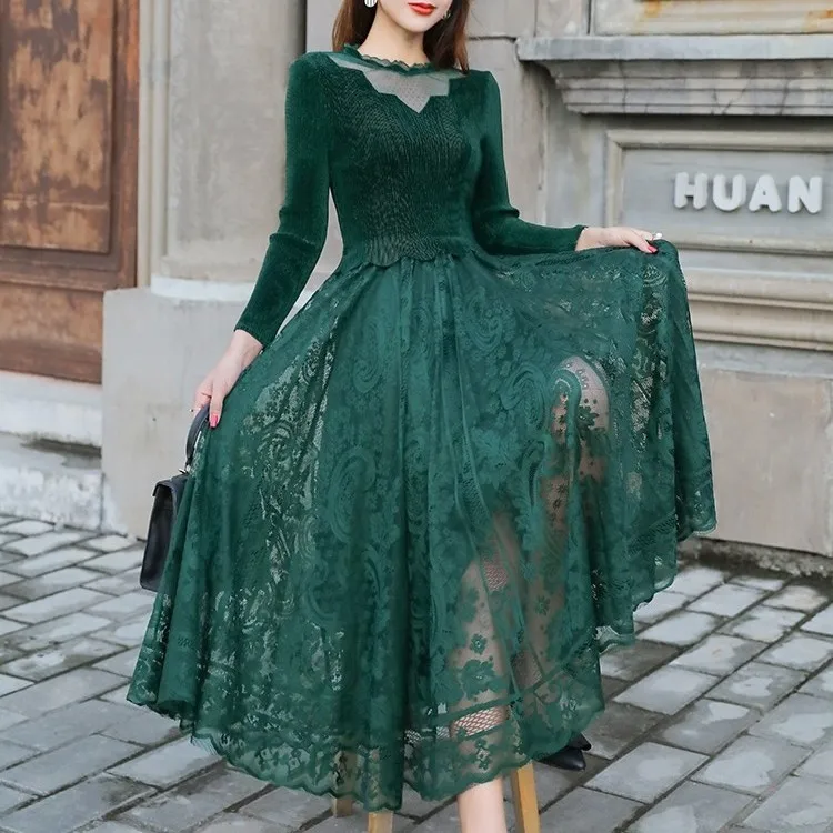 SuperAen Wrinkled Autumn Retro Dress New Style High-end Lace Golden Velvet Long Party Dress Women 
SuperAen Wrinkled Autumn Retro Dress New Style High-end Lace Golden Velvet Long Party Dress Women