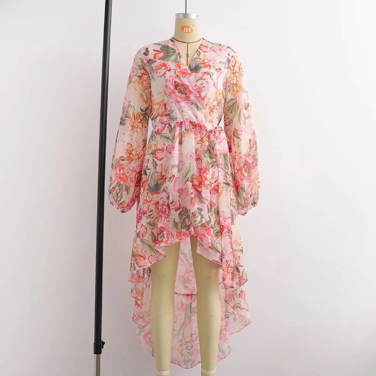Spring Summer Chiffon Swallowtail Dress Women's New Korean Puff Sleeve Bridesmaid Party Dress V-Neck Print Bow Beach Dresses
Spring Summer Chiffon Swallowtail Dress Women's New Korean Puff Sleeve Bridesmaid Party Dress V-Neck Print Bow Beach Dresses