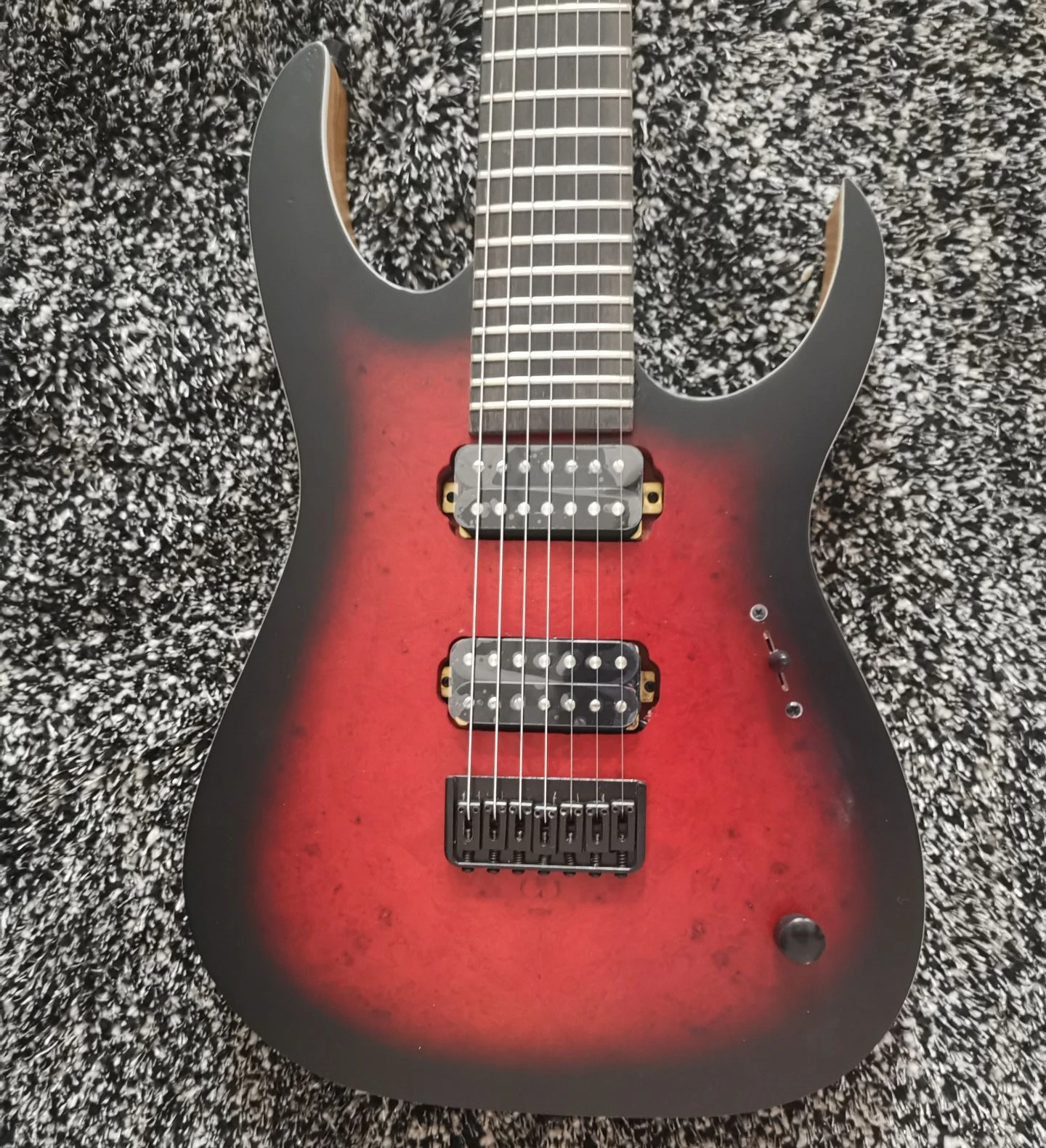

Новый пользовательский магазин Mayon 7 струн Duell QATSI электрическая гитара Черная подставка стеганая Maplt Топ матовая отделка