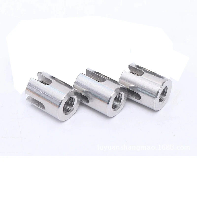1Pcs M2/M3/M4/M5 90 Degree Angles Threaded bottom Stainless Steel 316 Wire Rope Trellis Systems Green Wall Cross Clip Rope Clamp
1Pcs M2/M3/M4/M5 90 Degree Angles Threaded bottom Stainless Steel 316 Wire Rope Trellis Systems Green Wall Cross Clip Rope Clamp