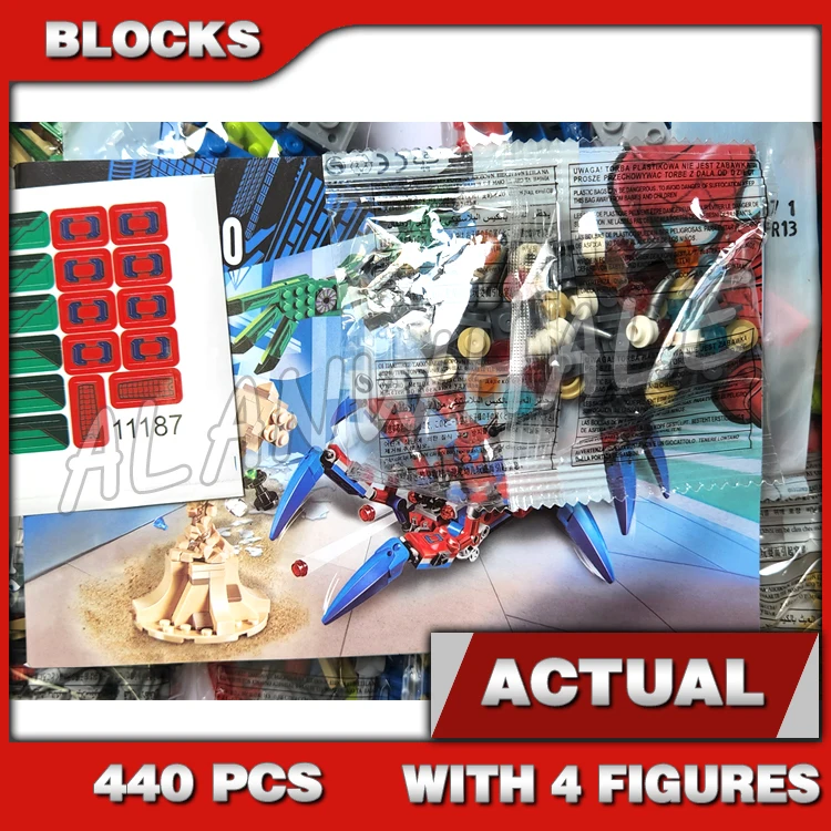 440pcs Super Fighter Revengers Spider Crawler Vulture Wings Sandman Sandbase 11187 Building Blocks Toy Compatible With Model
440pcs Super Fighter Revengers Spider Crawler Vulture Wings Sandman Sandbase 11187 Building Blocks Toy Compatible With Model