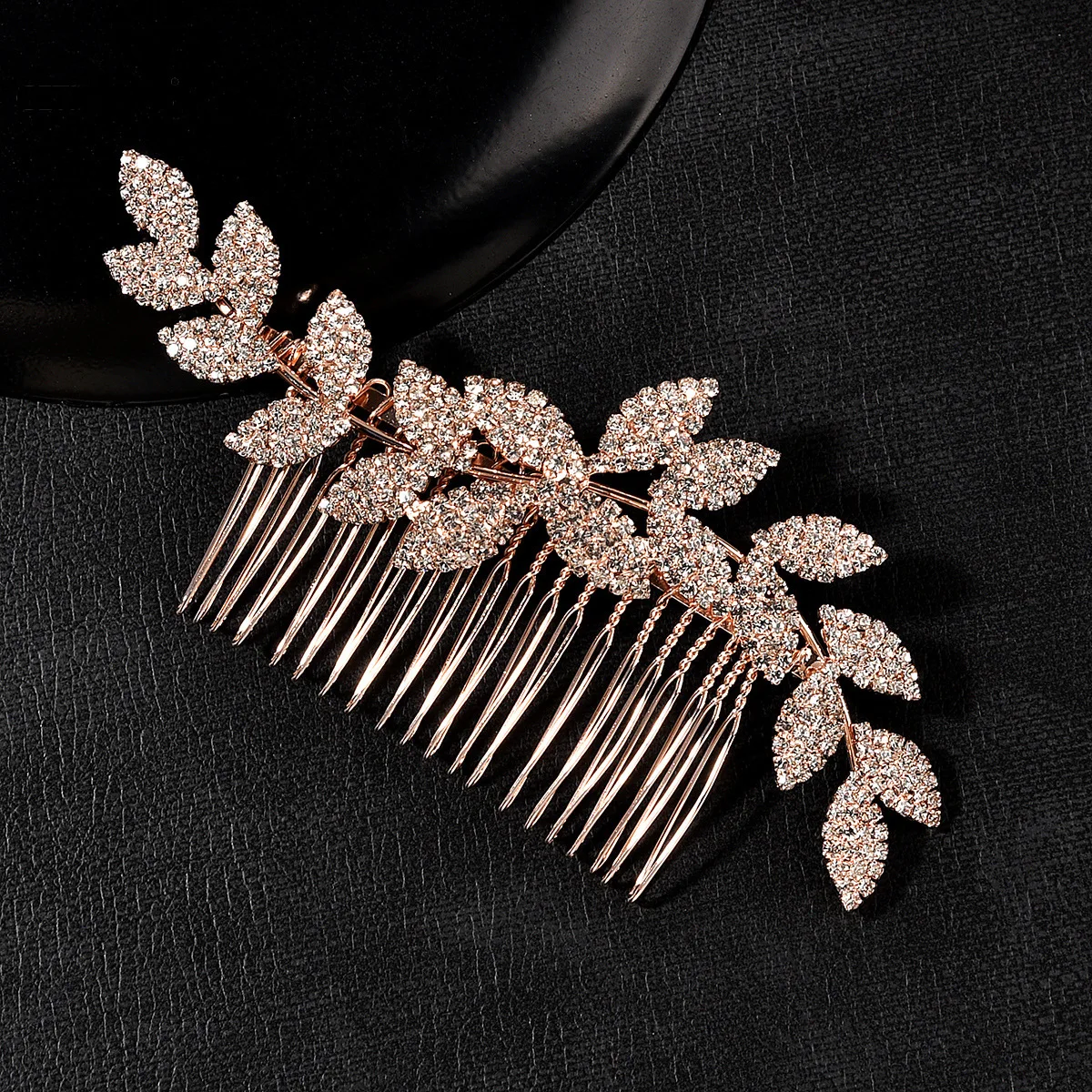 Wavy Shape Hair Combs Rhinestone Leaves Handmade Sweet Headdress Dancing Prom Bridal Hair Accessories For Women Girl SL
Wavy Shape Hair Combs Rhinestone Leaves Handmade Sweet Headdress Dancing Prom Bridal Hair Accessories For Women Girl SL