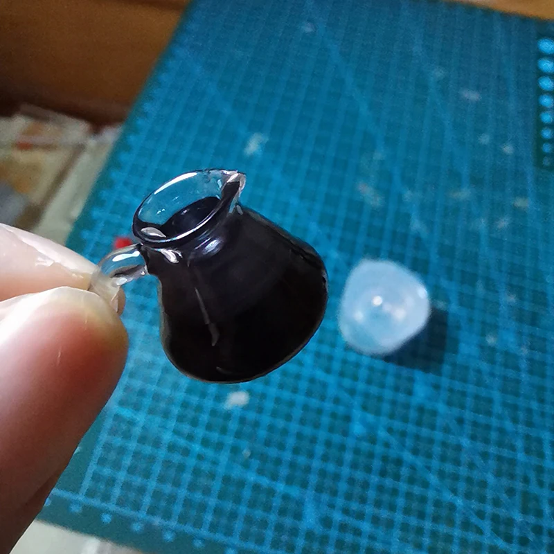 1 набор мини-форм 1:12 миниатюрный кукольный домик кофейник чайник силиконовые формы «сделай сам» Аксессуары для кукольного домика (только форма) 
1 набор мини-форм 1:12 миниатюрный кукольный домик кофейник чайник силиконовые формы «сделай сам» Аксессуары для кукольного домика (только форма)