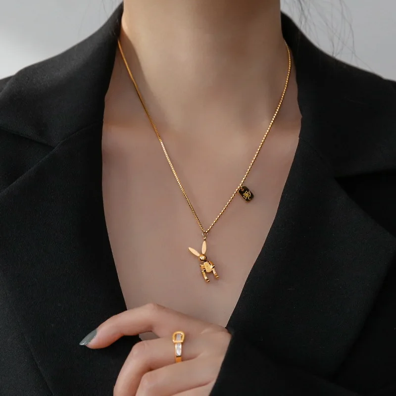 Fashion Gold Color Movable Rabbit Pendant Stainless Steel Necklace for Women Not Fade Personality Light Luxury Necklace Jewelry
Fashion Gold Color Movable Rabbit Pendant Stainless Steel Necklace for Women Not Fade Personality Light Luxury Necklace Jewelry