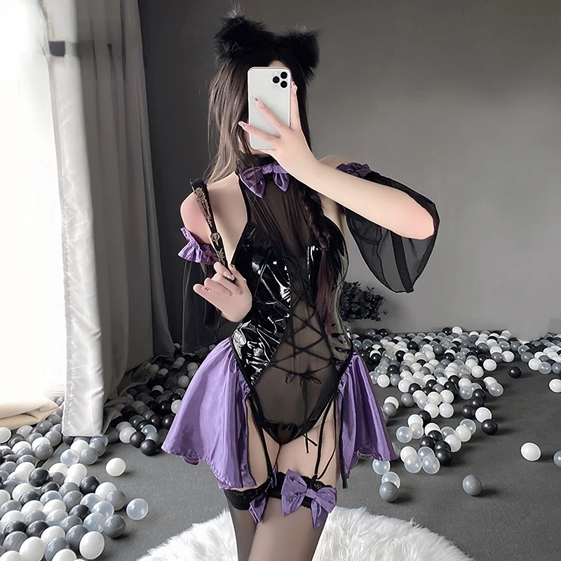 Women Wetlook Lingerie Leather Bodysuit Anime Cosplay Costumes Halter Neck Mesh Patchwork Clubwear Sexy Pajama Lingerie Set
Women Wetlook Lingerie Leather Bodysuit Anime Cosplay Costumes Halter Neck Mesh Patchwork Clubwear Sexy Pajama Lingerie Set