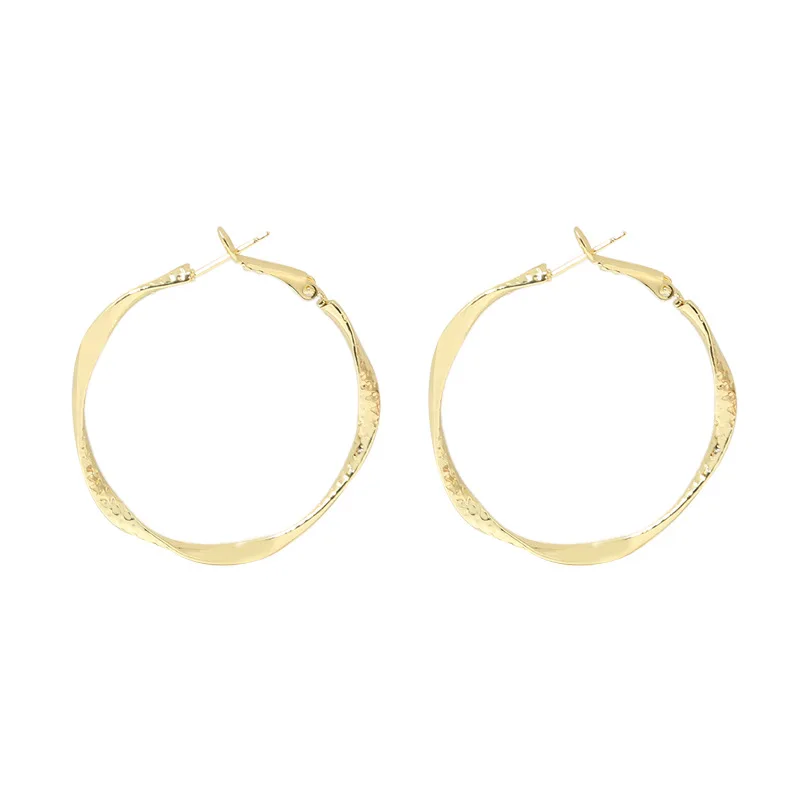 PTQASP New Big Circle Simple And Cold Style Temperament Net Red Ear Ring Jewelry College Student Gift Earrings Boucles Femme
PTQASP New Big Circle Simple And Cold Style Temperament Net Red Ear Ring Jewelry College Student Gift Earrings Boucles Femme