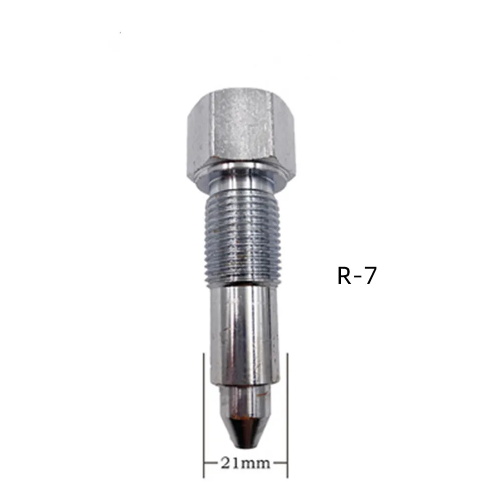 Excavator parts for R55 60-7 200 220 225 215-7 /9 tight oil cylinder chain nozzle butter nozzle free shipping 
Excavator parts for R55 60-7 200 220 225 215-7 /9 tight oil cylinder chain nozzle butter nozzle free shipping