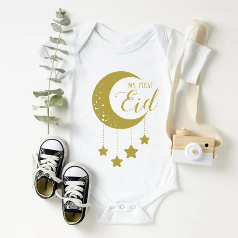 2022 New Baby Short Sleeve Jumpsuit Casual Letter Print My First Eid Girl Boy Rompers Newborn Baby Clothes Newborn Baby Gifts
2022 New Baby Short Sleeve Jumpsuit Casual Letter Print My First Eid Girl Boy Rompers Newborn Baby Clothes Newborn Baby Gifts