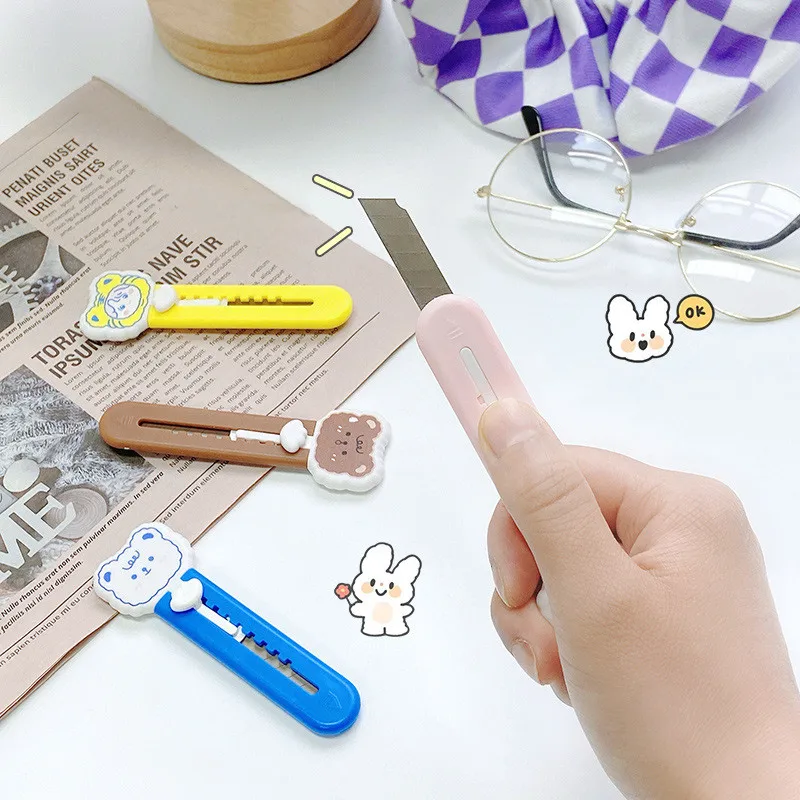 Mini Cute Utility Knife Small Cute Cartoon Animal Bear Box Opener School Supplies Kawaii Letter Opener Sword Student Supplies
Mini Cute Utility Knife Small Cute Cartoon Animal Bear Box Opener School Supplies Kawaii Letter Opener Sword Student Supplies
