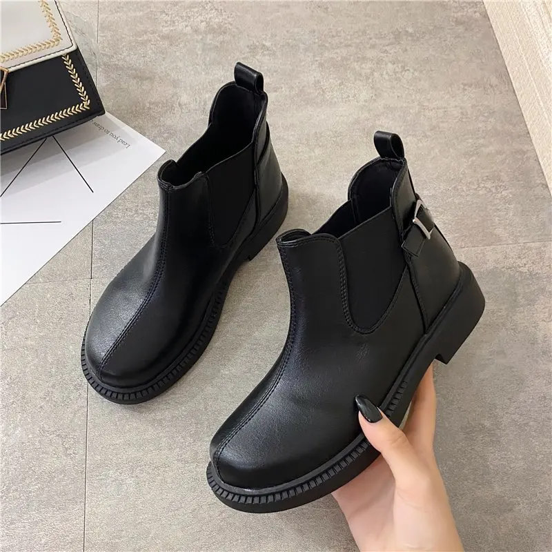 Women's Ankle Boots 2023 Fashion Thick-soled Warm Shoes Women Casual Lace Up Short Boots for Women Zapatos De Mujer
Women's Ankle Boots 2023 Fashion Thick-soled Warm Shoes Women Casual Lace Up Short Boots for Women Zapatos De Mujer