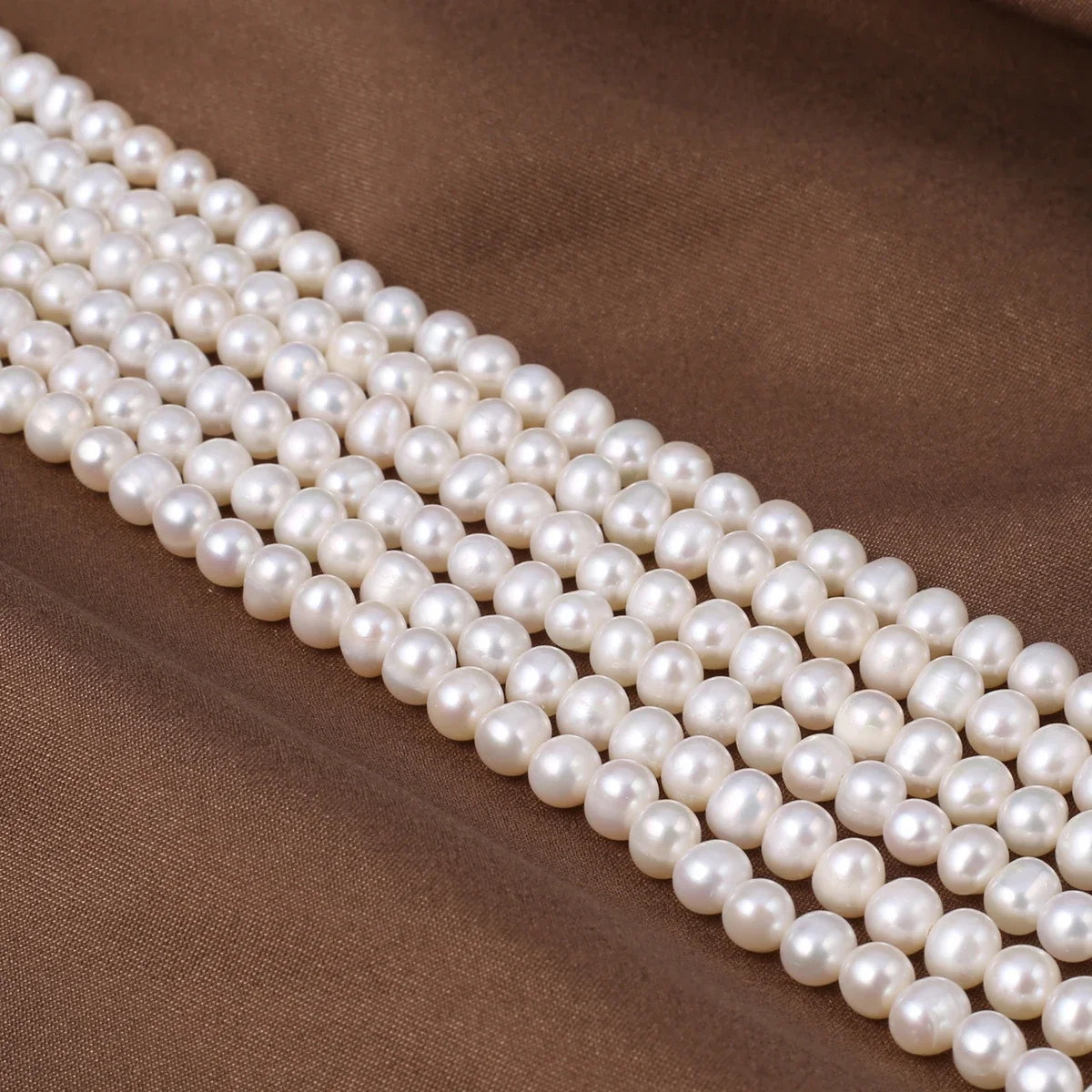 Natural Freshwater Pearl Beads Round Loose Isolated Beaded for Jewelry Making DIY Personality Bracelet Necklace Accessories
Natural Freshwater Pearl Beads Round Loose Isolated Beaded for Jewelry Making DIY Personality Bracelet Necklace Accessories