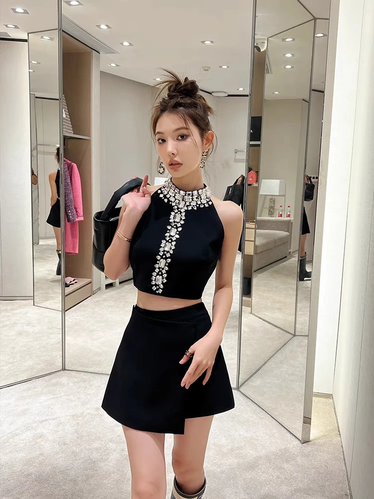 DALMAZZO Rhinestone Design Summer Women's Suits Sleeveless Vest Short Tops + A Line Mini Skirt 2 Piece Sets Clothing 2023 New
DALMAZZO Rhinestone Design Summer Women's Suits Sleeveless Vest Short Tops + A Line Mini Skirt 2 Piece Sets Clothing 2023 New