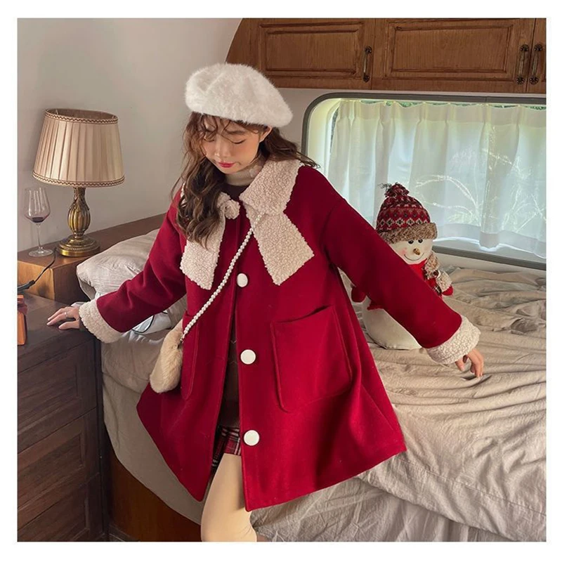 2022 Women's Winter Lambswool Coat Christmas Red Bow Collar Splicing Loose Overcoat Korean Sweet Thick Warm Female Jacket
2022 Women's Winter Lambswool Coat Christmas Red Bow Collar Splicing Loose Overcoat Korean Sweet Thick Warm Female Jacket
