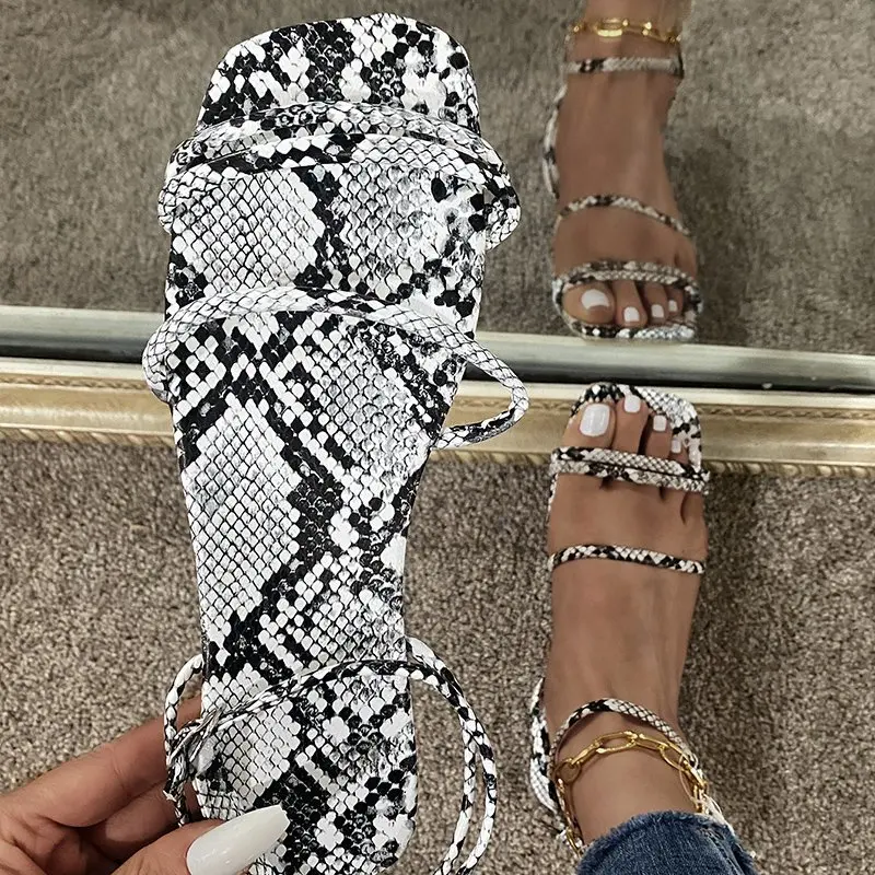 Women's Sandals 2022 Summer New Flat Sandals Women's Thin Strap Flat Heel Women's Shoes Snake Shoes for Women Slippers
Women's Sandals 2022 Summer New Flat Sandals Women's Thin Strap Flat Heel Women's Shoes Snake Shoes for Women Slippers