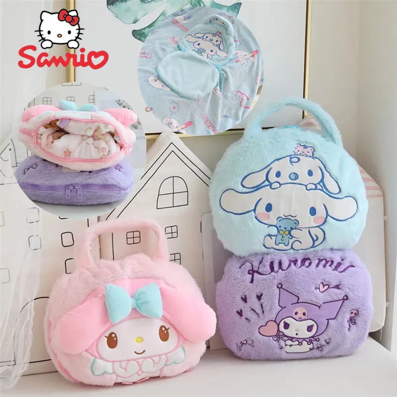 Sanrio Kuromi Cinnamoroll мультяшное портативное 2 в 1 Коралловое Флисовое одеяло Kawaii My Melody ворсовое воздушное одеяло дорожные одеяла
Sanrio Kuromi Cinnamoroll мультяшное портативное 2 в 1 Коралловое Флисовое одеяло Kawaii My Melody ворсовое воздушное одеяло дорожные одеяла