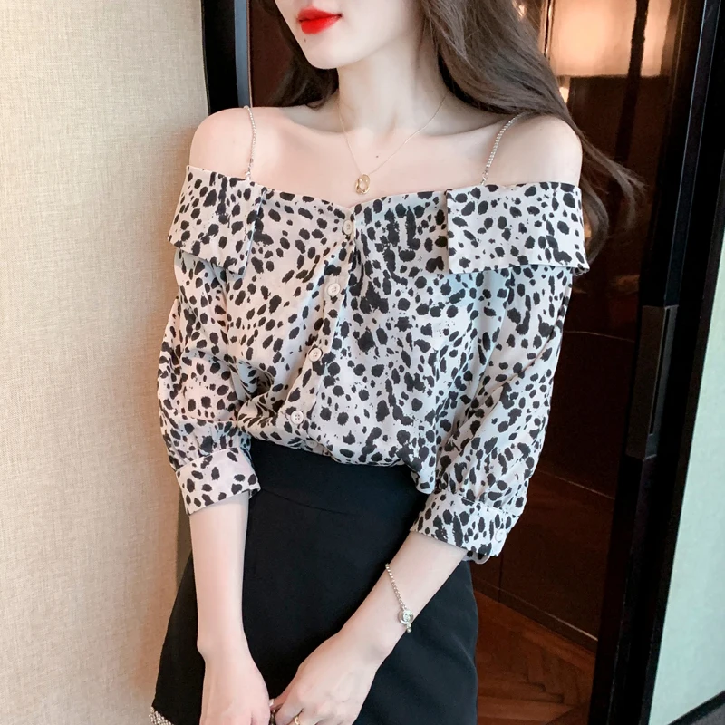 2023 Fashion Summer Off Shoulder Sexy Leopard Print Blouse Spring Woman Loose Elegant Half Sleeve Shirt Sweet Chain Top 25409
2023 Fashion Summer Off Shoulder Sexy Leopard Print Blouse Spring Woman Loose Elegant Half Sleeve Shirt Sweet Chain Top 25409
