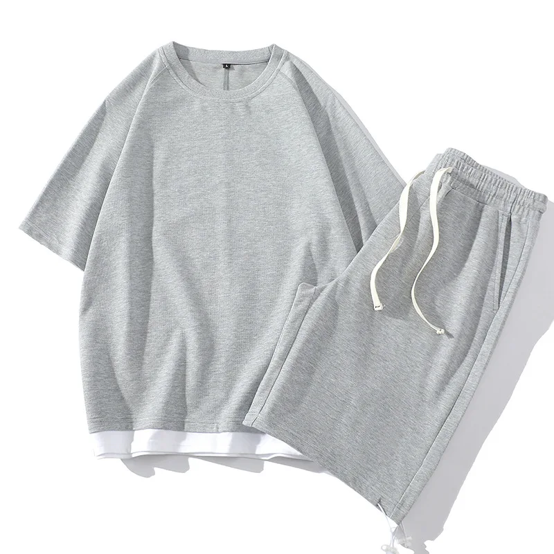 Suit men 2022 new summer loose stitching short-sleeved T-shirt casual sports two sets of shorts
Suit men 2022 new summer loose stitching short-sleeved T-shirt casual sports two sets of shorts