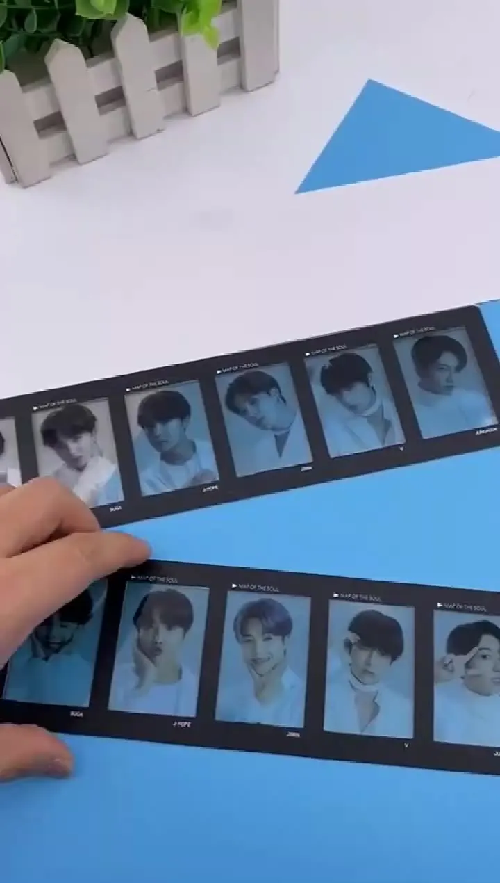 Оптовая продажа, Kpop карта души Bangtan Boys, прозрачная пвх Фотокарта, корейские поклонники, подарки, модные аксессуары для мальчиков, постер, кар...
Оптовая продажа, Kpop карта души Bangtan Boys, прозрачная пвх Фотокарта, корейские поклонники, подарки, модные аксессуары для мальчиков, постер, кар...