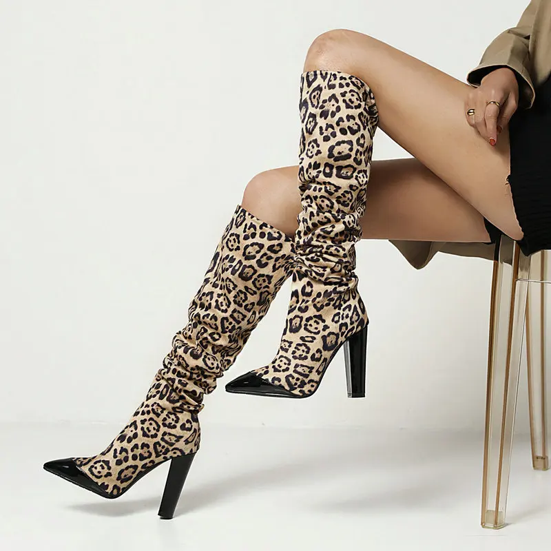 Pointed Toe Boots Women's Spring and Autumn 2022 Leopard Print Pleated Boots Show Thin High-heeled Boots Block Heel Boots
Pointed Toe Boots Women's Spring and Autumn 2022 Leopard Print Pleated Boots Show Thin High-heeled Boots Block Heel Boots