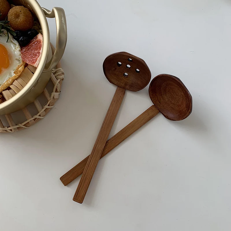 Wooden bamboo handle Ramen Soup Spoon Japanese Noodles Soup Spoon with Holes Wooden Kitchen Large Spoon
Wooden bamboo handle Ramen Soup Spoon Japanese Noodles Soup Spoon with Holes Wooden Kitchen Large Spoon